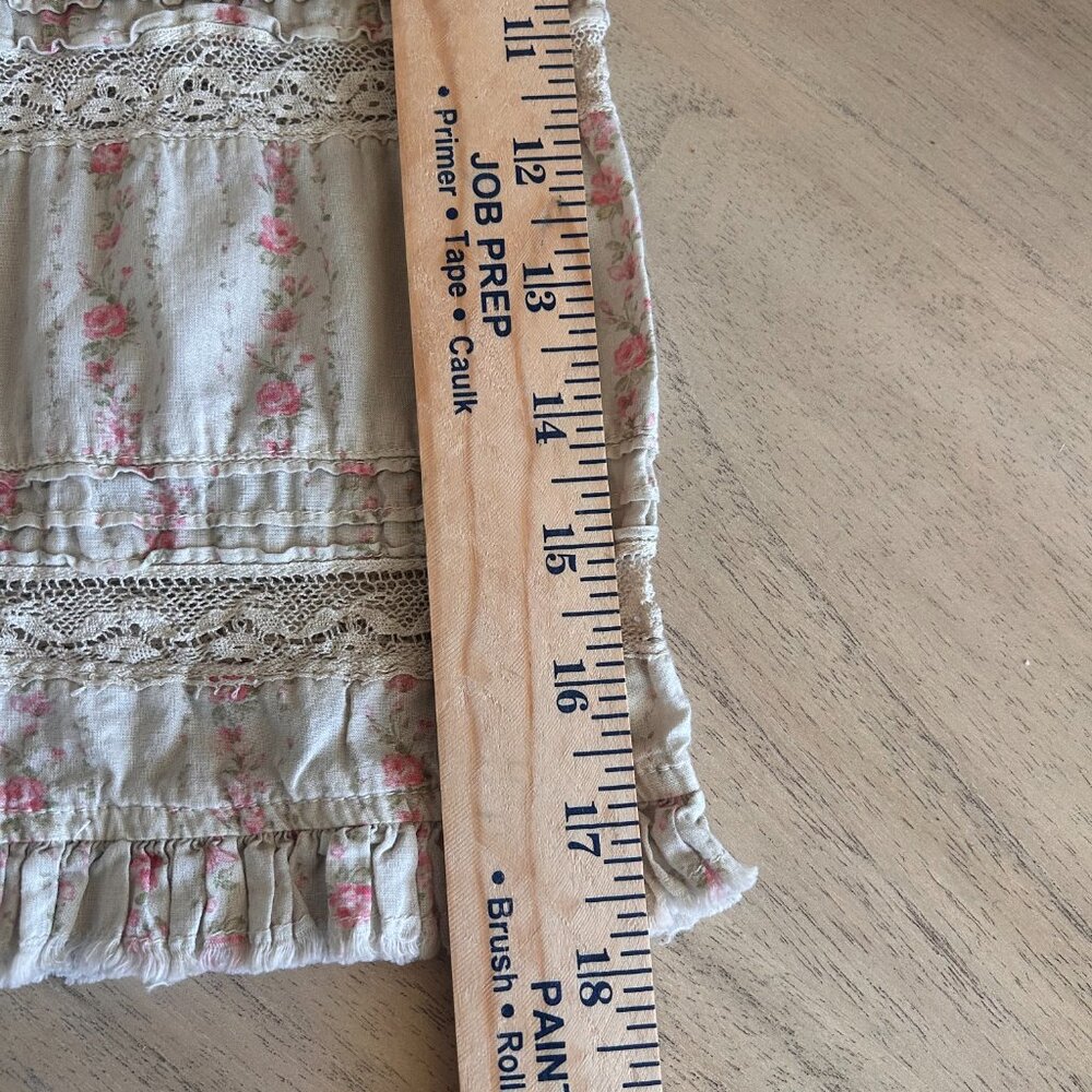 Magnolia Pearl Rsalā Floral Cotton Top Size: O/S - Picture 14 of 16